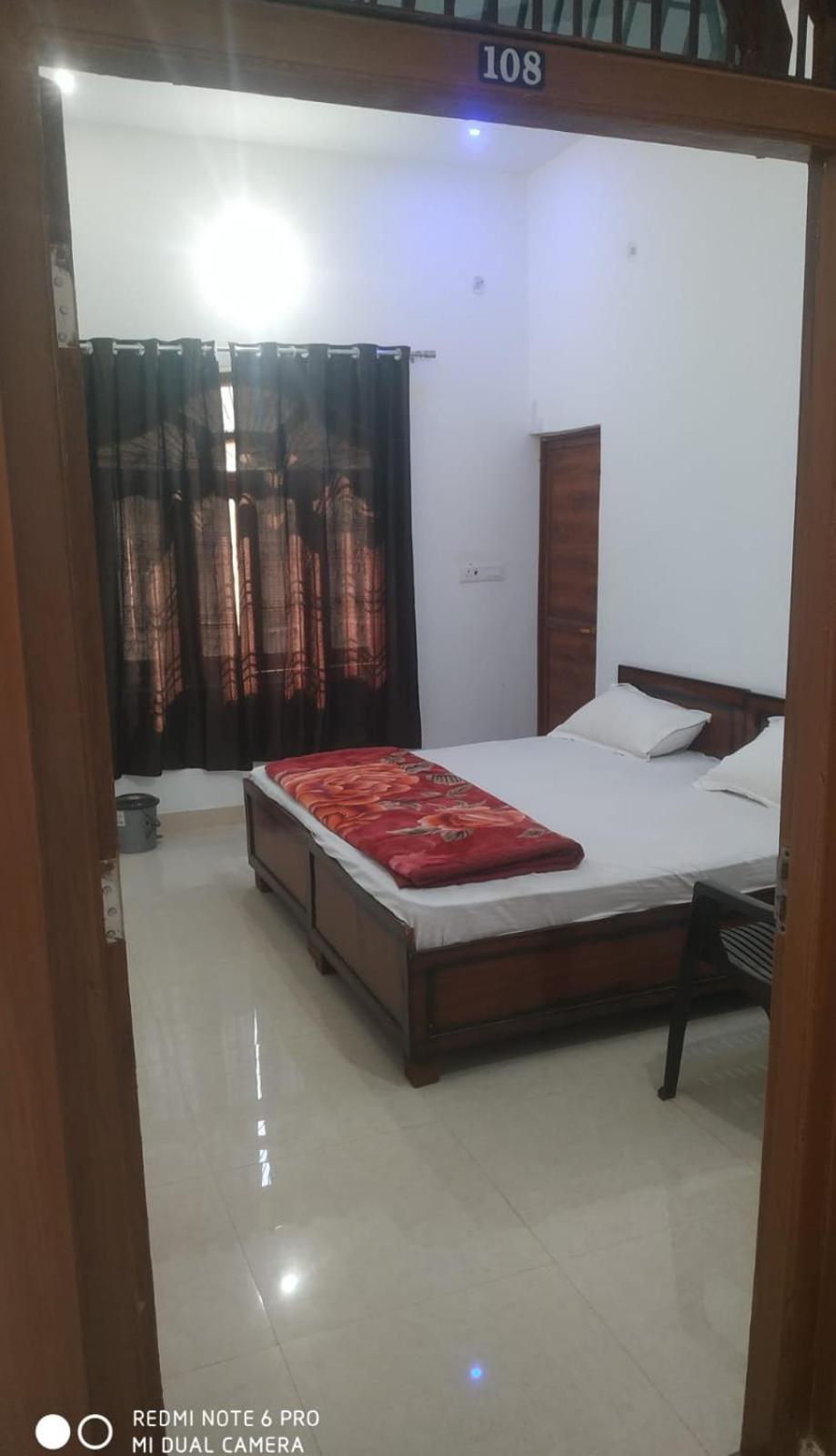 Shree Ram Guest House Near Ram Mandir Ayodhya Bagian luar foto