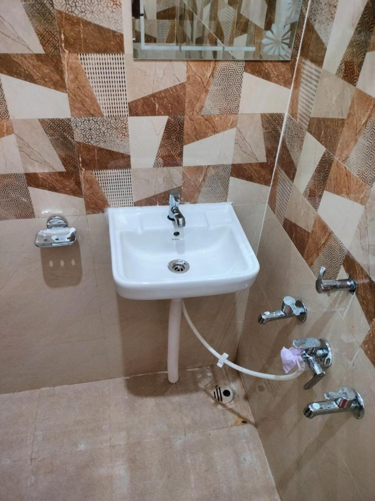 Shree Ram Guest House Near Ram Mandir Ayodhya Bagian luar foto